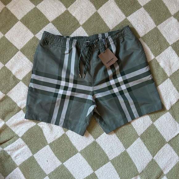 Brand new men’s green Burberry swim trunks - size large